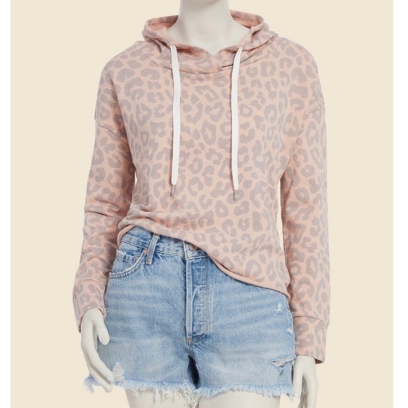 Peyton Jensen Pink Gray Leopard Pull Over Hooded Sweatshirt Size Small - Picture 2 of 15